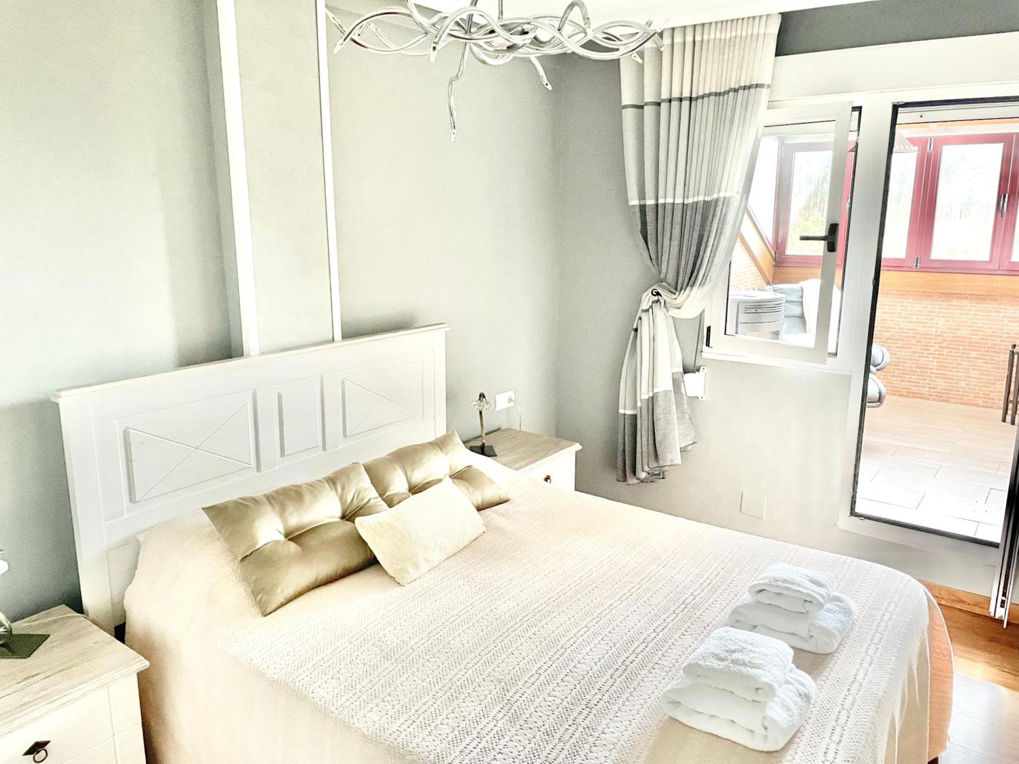 Apartamento Atico El Trasgu Raices Nuevo Exterior foto